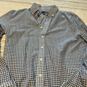 Vineyard vines boys long sleeve dress shirt size XL